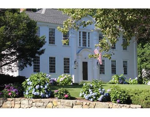 9 E Bay Rd, Osterville, MA 02655 photo 1