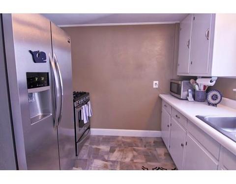 945 Armory St, Springfield, MA 01107 photo 10