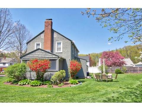 945 Armory St, Springfield, MA 01107 photo 23
