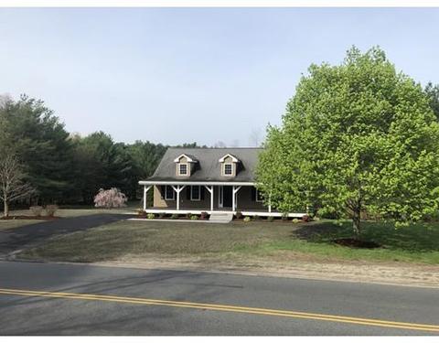 53 Maple Ave, Upton, MA 01568 photo 3
