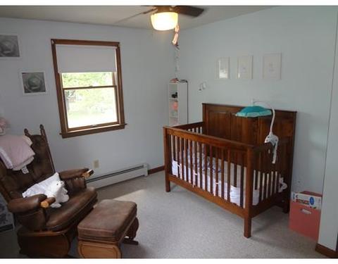 129 Merida St, Springfield, MA 01104 photo 10