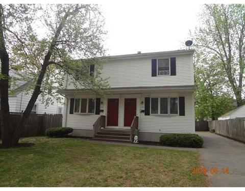 129 Merida St, Springfield, MA 01104 photo 2