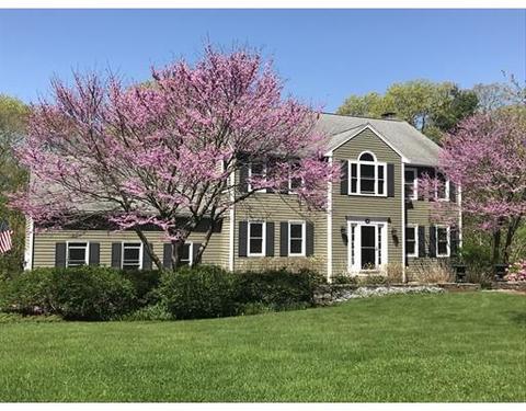 31 Colonial Dr, Mansfield, MA 02048 photo 2