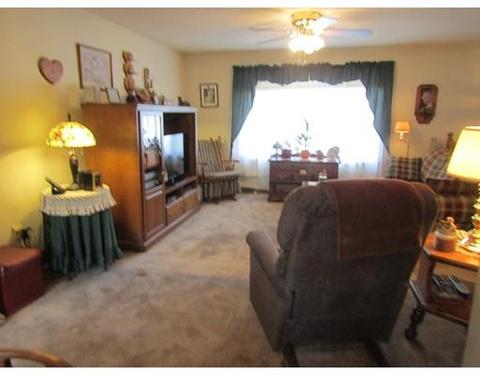 237 Reney St, Fall River, MA 02723 photo 4