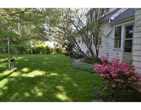 30 Newport St, Fall River, MA 02720 photo 2