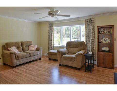 17 Brooks Rd, Salisbury, MA 01952 photo 3