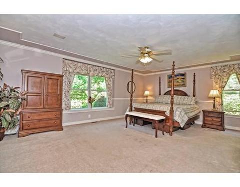 2 Tyler Rd, Upton, MA 01568 photo 16