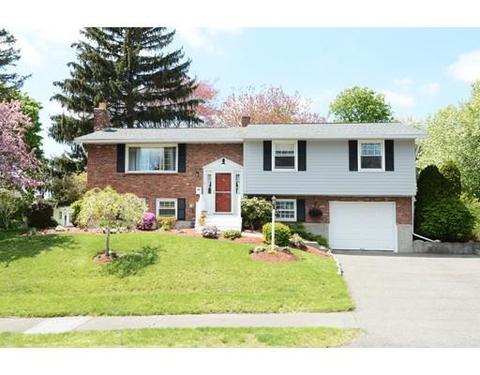 6 Rogers Rd, Danvers, MA 01923 photo 2