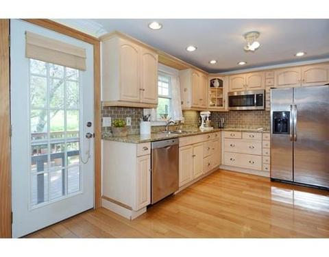 6 Rogers Rd, Danvers, MA 01923 photo 9