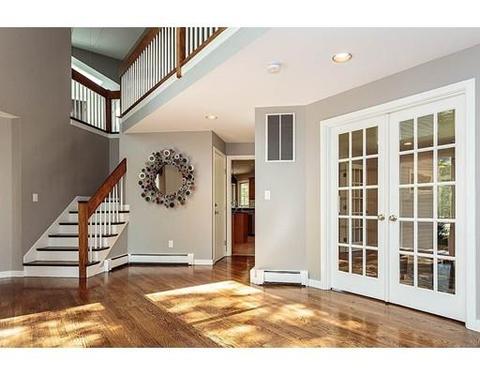 6 Crestview Rd, Milton, MA 02186 photo 1