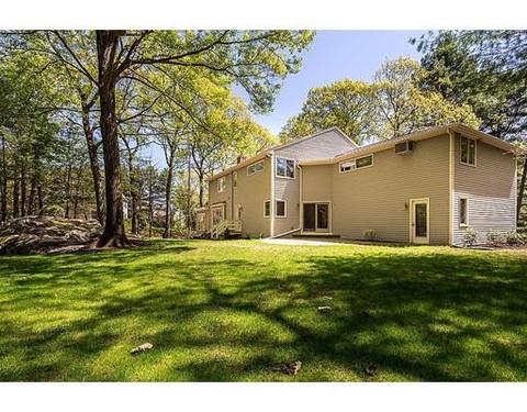 6 Crestview Rd, Milton, MA 02186 photo 5