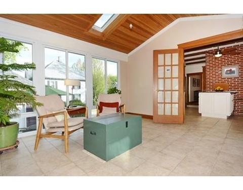 10 Beacon St, Danvers, MA 01923 photo 11