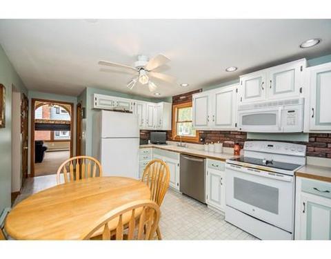 7 Hillside Rd, Reading, MA 01867 photo 8