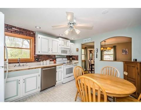 7 Hillside Rd, Reading, MA 01867 photo 6