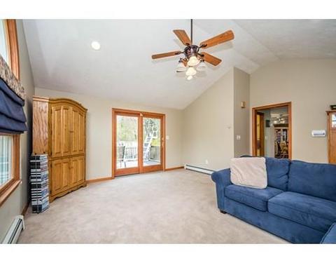 7 Hillside Rd, Reading, MA 01867 photo 5