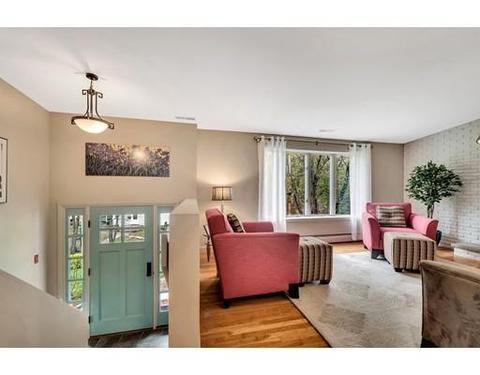 57 Colburn Rd, Reading, MA 01867 photo 3