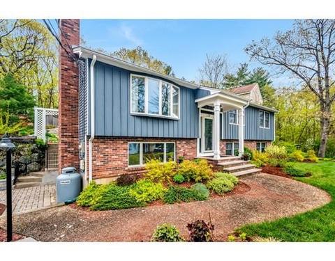 57 Colburn Rd, Reading, MA 01867 photo 2