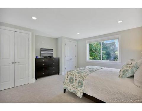 4 Brook Rd, Marblehead, MA 01945 photo 17