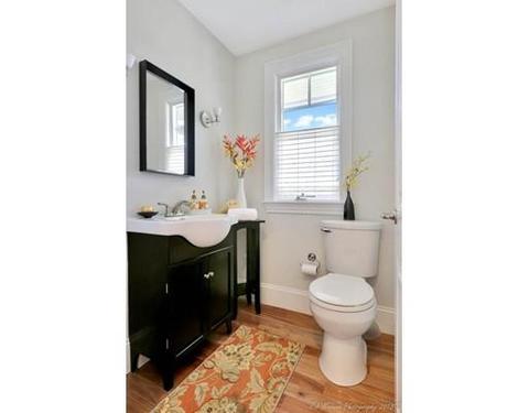 4 Brook Rd, Marblehead, MA 01945 photo 14