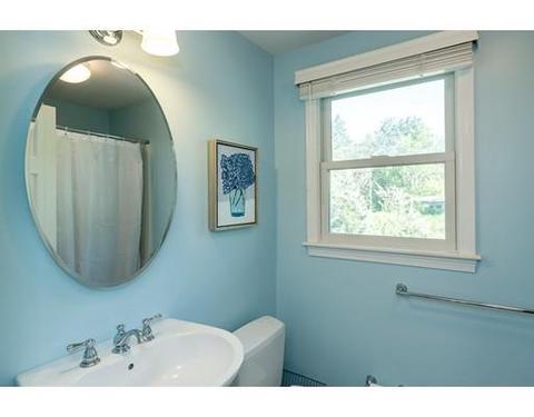 492 Clinton Rd, Brookline, MA 02467 photo 15