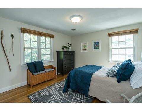 492 Clinton Rd, Brookline, MA 02467 photo 16