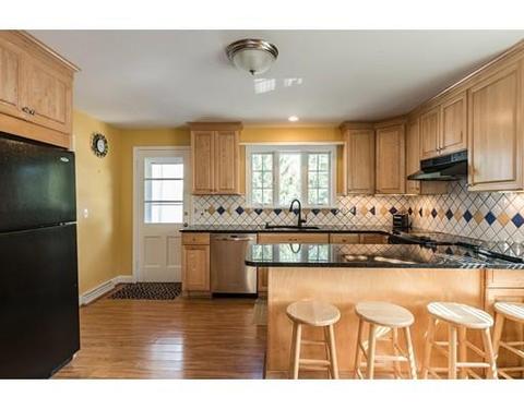 492 Clinton Rd, Brookline, MA 02467 photo 8