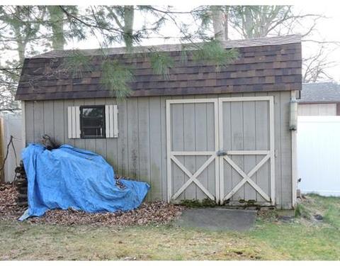 33 Aspen Rd, Springfield, MA 01128 photo 14