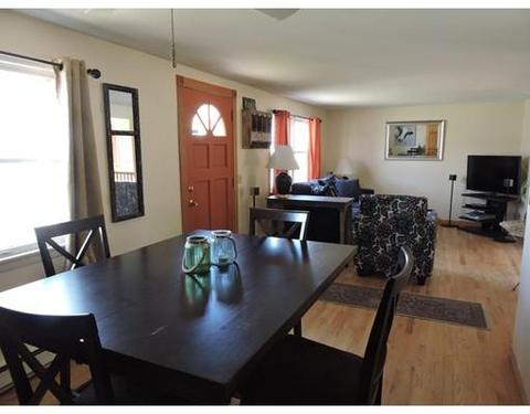 33 Aspen Rd, Springfield, MA 01128 photo 2