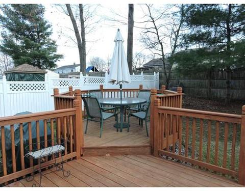 33 Aspen Rd, Springfield, MA 01128 photo 11