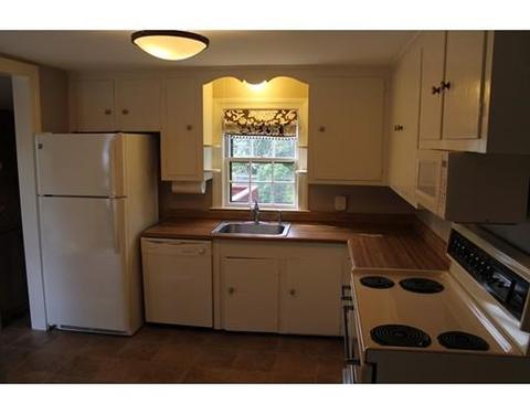 90 Trefton Dr, Braintree, MA 02184 photo 13
