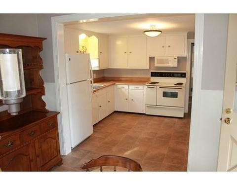 90 Trefton Dr, Braintree, MA 02184 photo 11