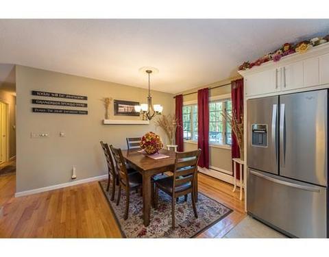 504 Forest Hills Rd, Springfield, MA 01128 photo 11