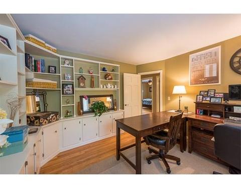504 Forest Hills Rd, Springfield, MA 01128 photo 20