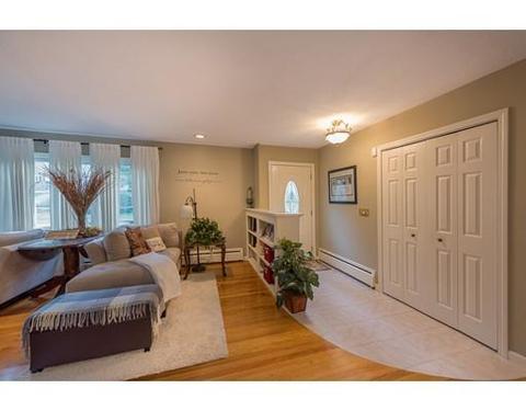 504 Forest Hills Rd, Springfield, MA 01128 photo 15
