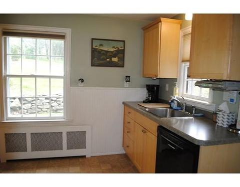 257 Mower St, Worcester, MA 01602 photo 6