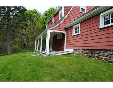 257 Mower St, Worcester, MA 01602 photo 3