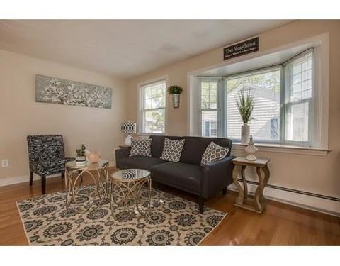 28 Wilson St, Reading, MA 01867 photo 12