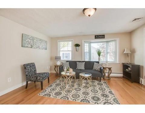 28 Wilson St, Reading, MA 01867 photo 10