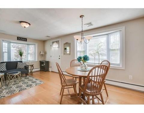 28 Wilson St, Reading, MA 01867 photo 11