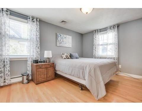 28 Wilson St, Reading, MA 01867 photo 13