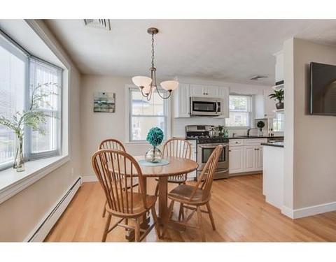 28 Wilson St, Reading, MA 01867 photo 7