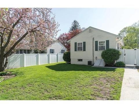 28 Wilson St, Reading, MA 01867 photo 17