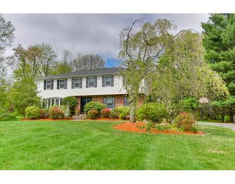 6 Juniper Ln, Framingham, MA 01701 photo 1