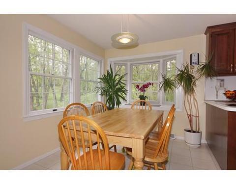 6 Juniper Ln, Framingham, MA 01701 photo 9