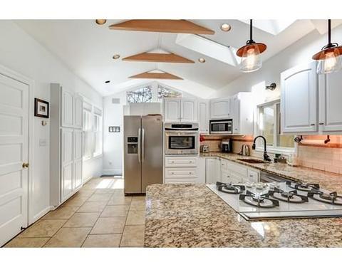 115 Marked Tree Rd, Needham, MA 02492 photo 5