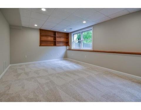 20 Hickory Rd, Wellesley, MA 02482 photo 12