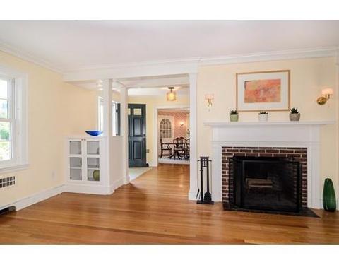 12 Marvin Rd, Wellesley, MA 02482 photo 4