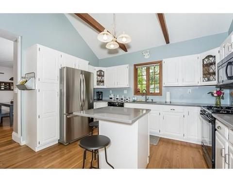59 Winthrop St, Dedham, MA 02026 photo 4