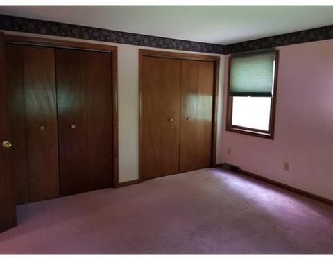 496 Cooley St, Springfield, MA 01128 photo 16