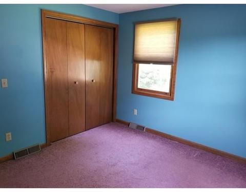 496 Cooley St, Springfield, MA 01128 photo 17